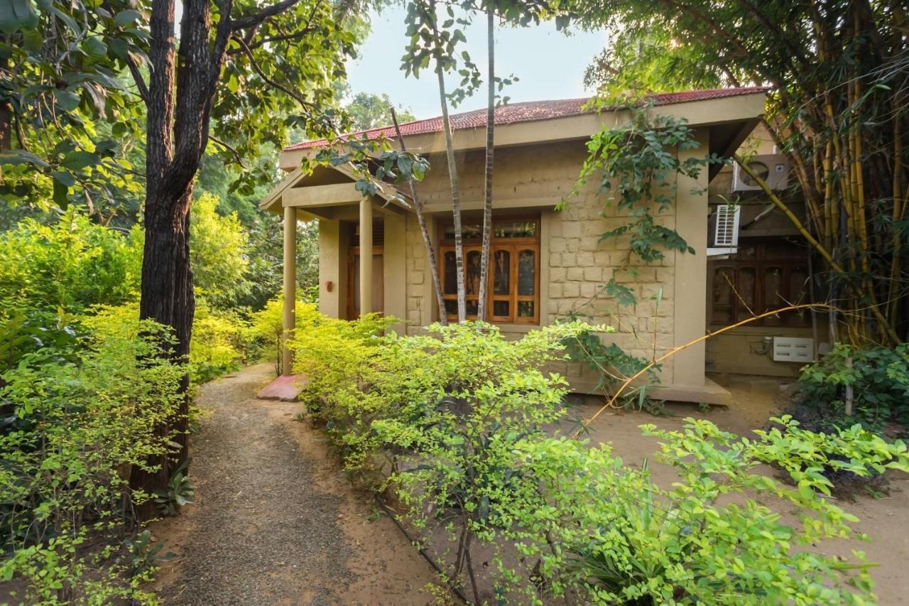 Pench Jungle Camp Hotel Khawasa Luaran gambar